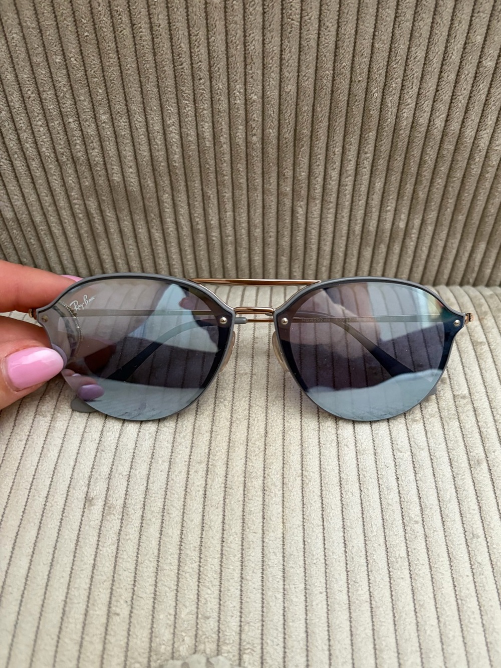 Ray-Ban Gold Frame Sunglasses with blue gray Lenses